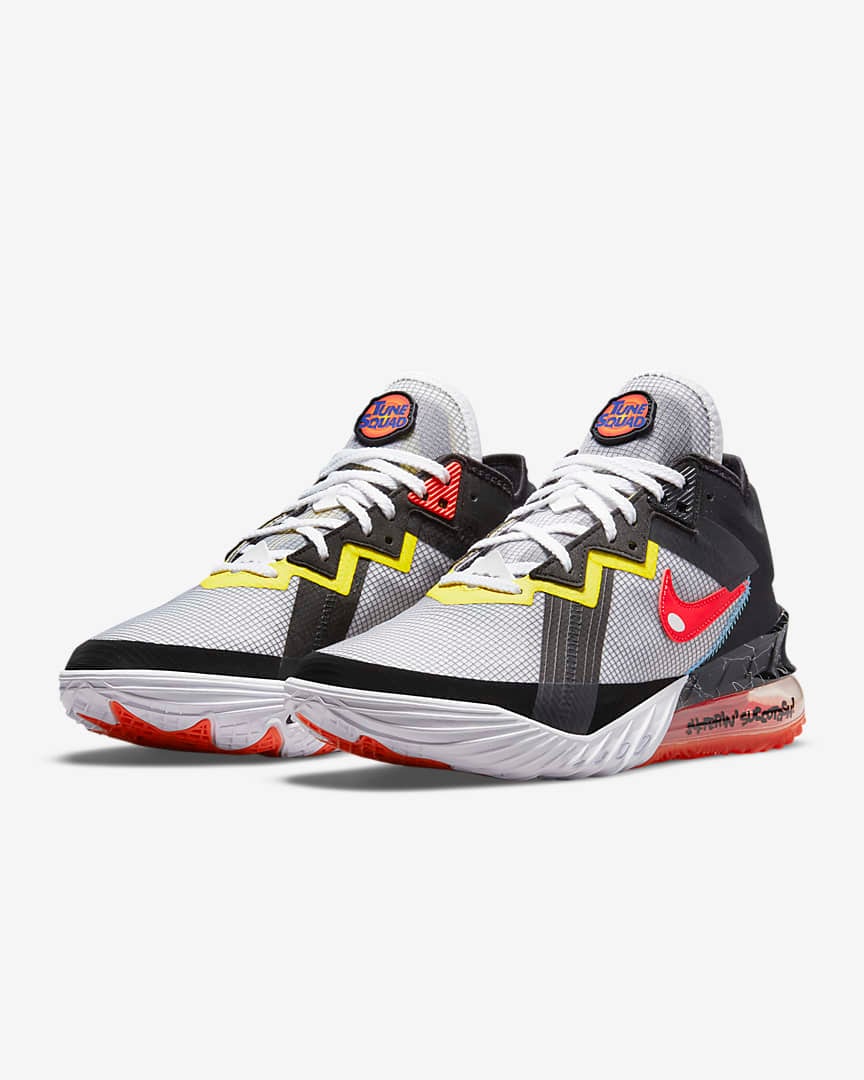 Nike LeBron 18 Low Sylvester vs Tweety レブロンジェームズ