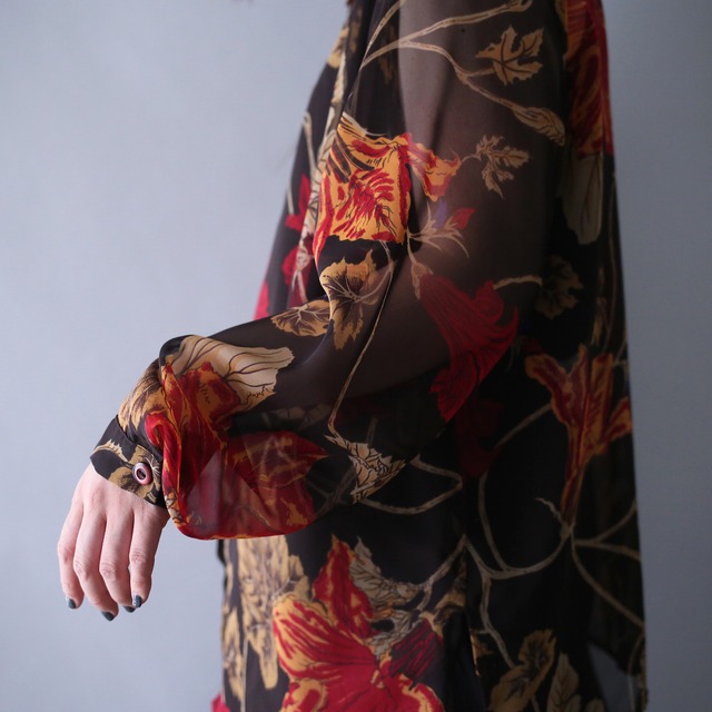 “和”motif loose silhouette flower see-through design shirt