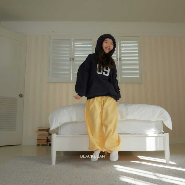 《送料無料》予約:ナンバーフーディ【blackbean】