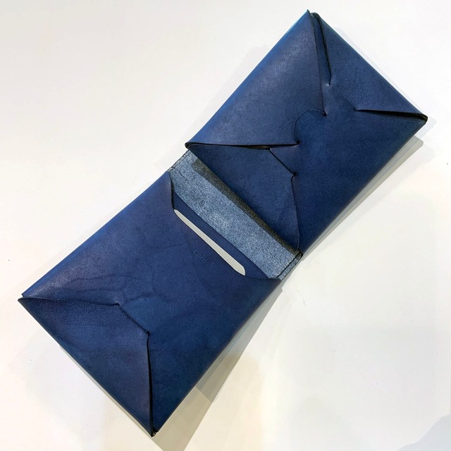 i ro se SEAMLESS SHORT WALLET " INDIGO "