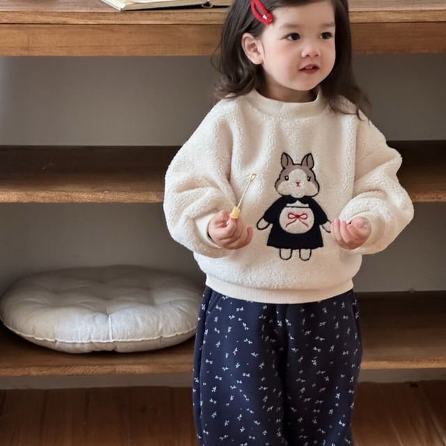 ベビー冬新作　もこもこトレーナー　OR　花柄　パンツ