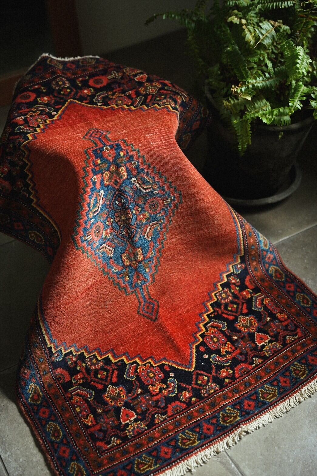 1182-02 Semi Antique Percian Senneh rug