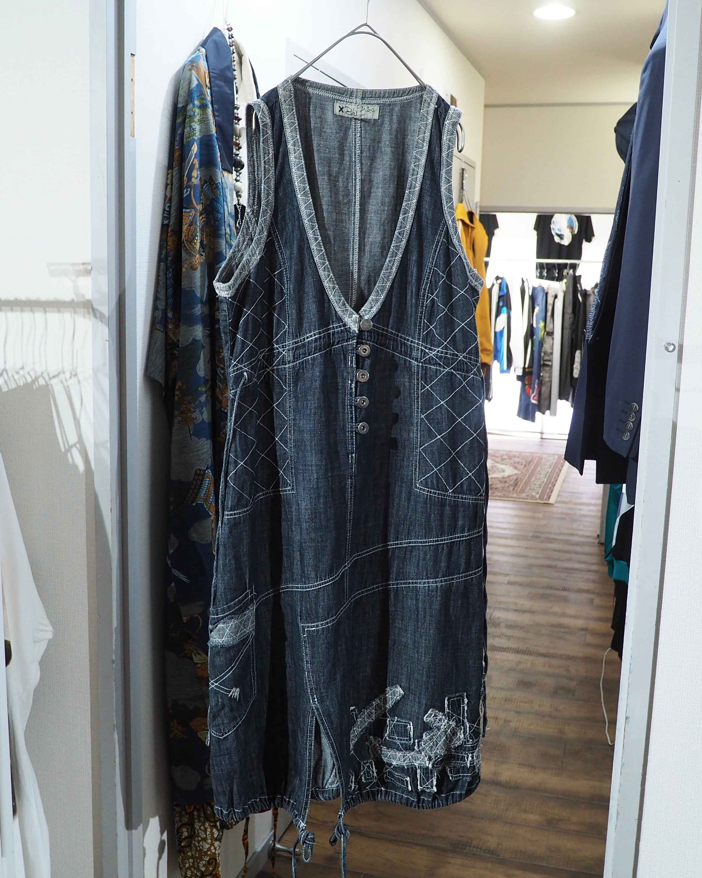 Random Patchwork × White stitch Embroidery vintage Indigo Denim Onepiece