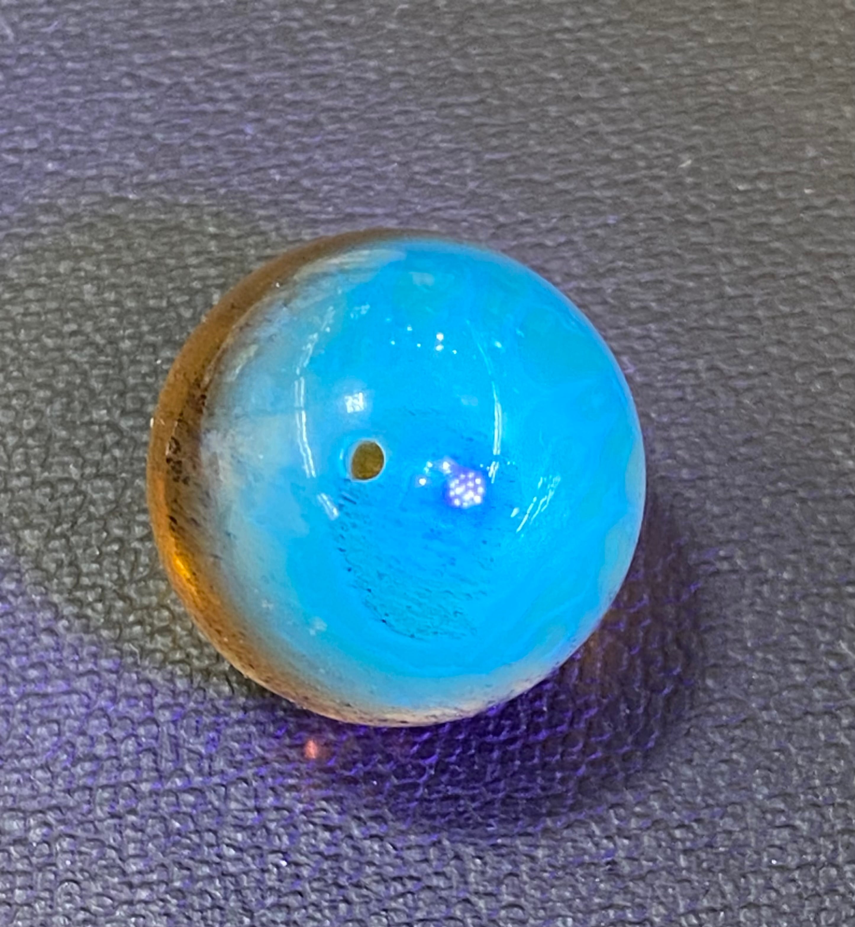 高品質 天然ブルーアンバー 無処理 ドミニカ産 粒売り 17.9mm | 水晶