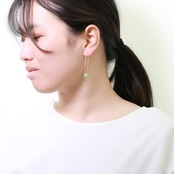 K14gf フープピアス 若草色チャーム（チャーム取り外し可能）A貨翡翠 jd_mm1040