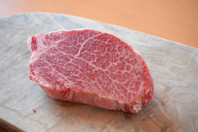 黒毛和牛ヒレ肉「シャトーブリアン」のステーキカット(150g/1枚)
