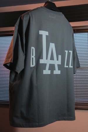 b"LA"zz Loose Fit T-Shirt [GRAY]