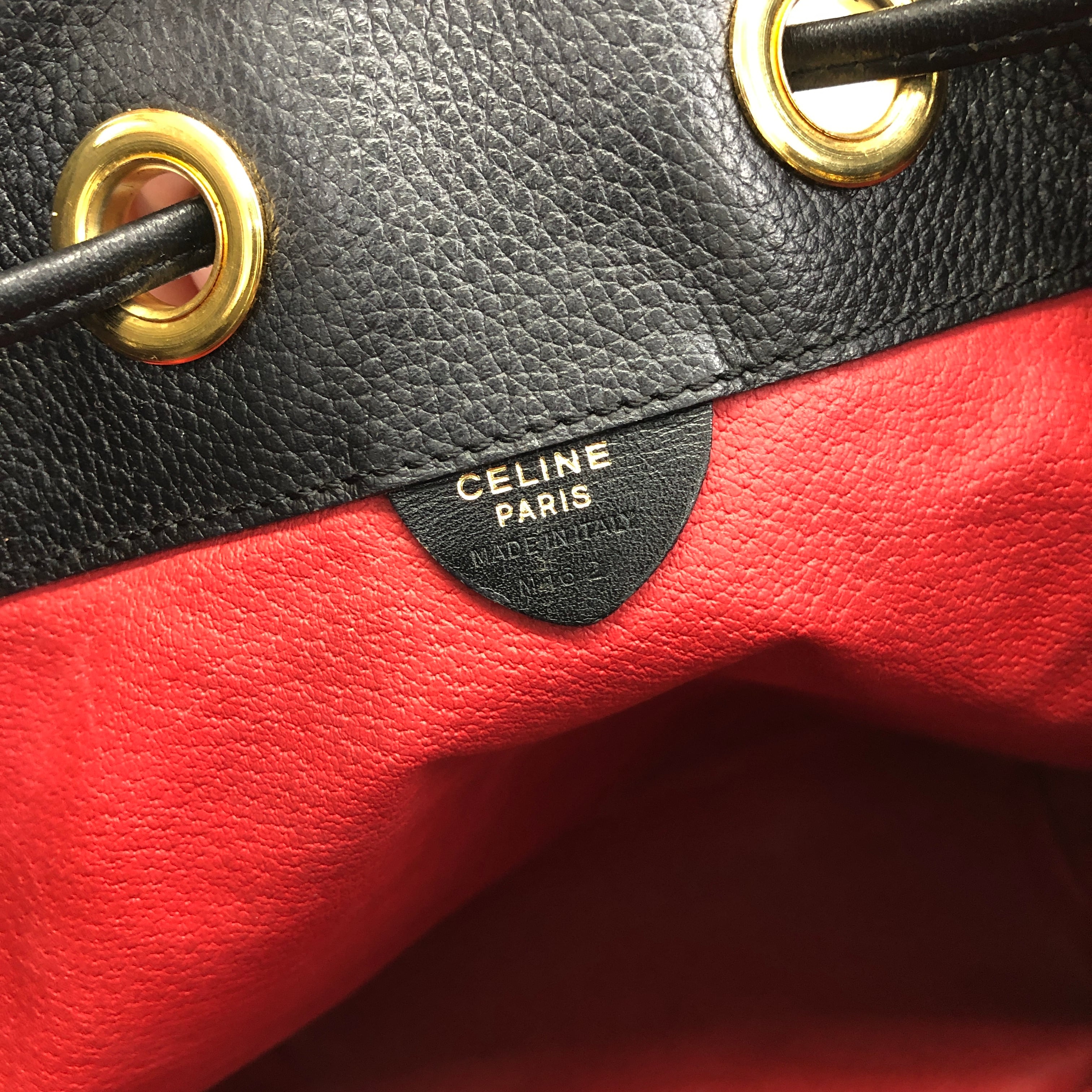 CELINE セリーヌ ショルダーバッグ ブラック マンテル レザー 巾着