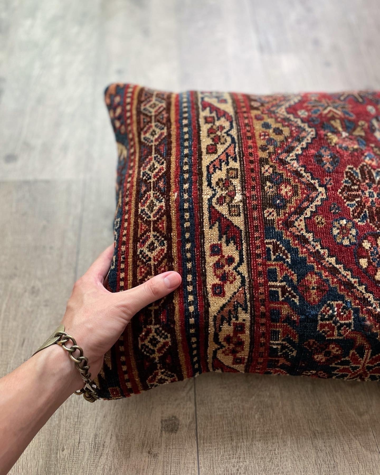 070】Antique Shiraz Cushion Cover 1900's - 1920's | ヴィンテージ