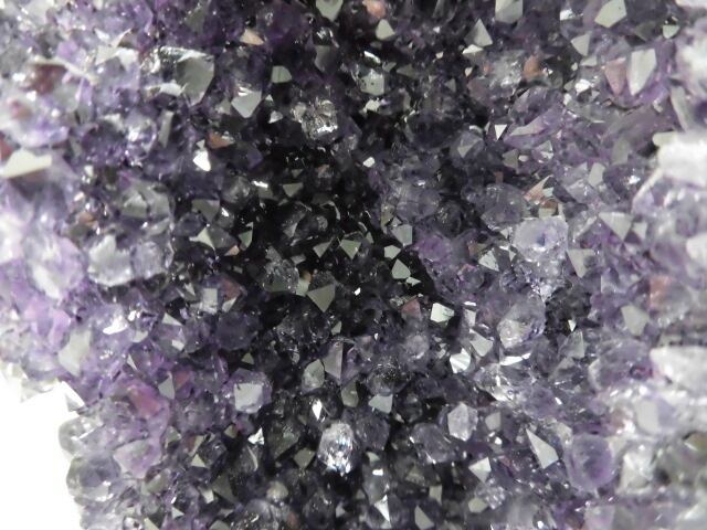 【送料無料】【高品質】 ウルグアイ産アメジスト no.5