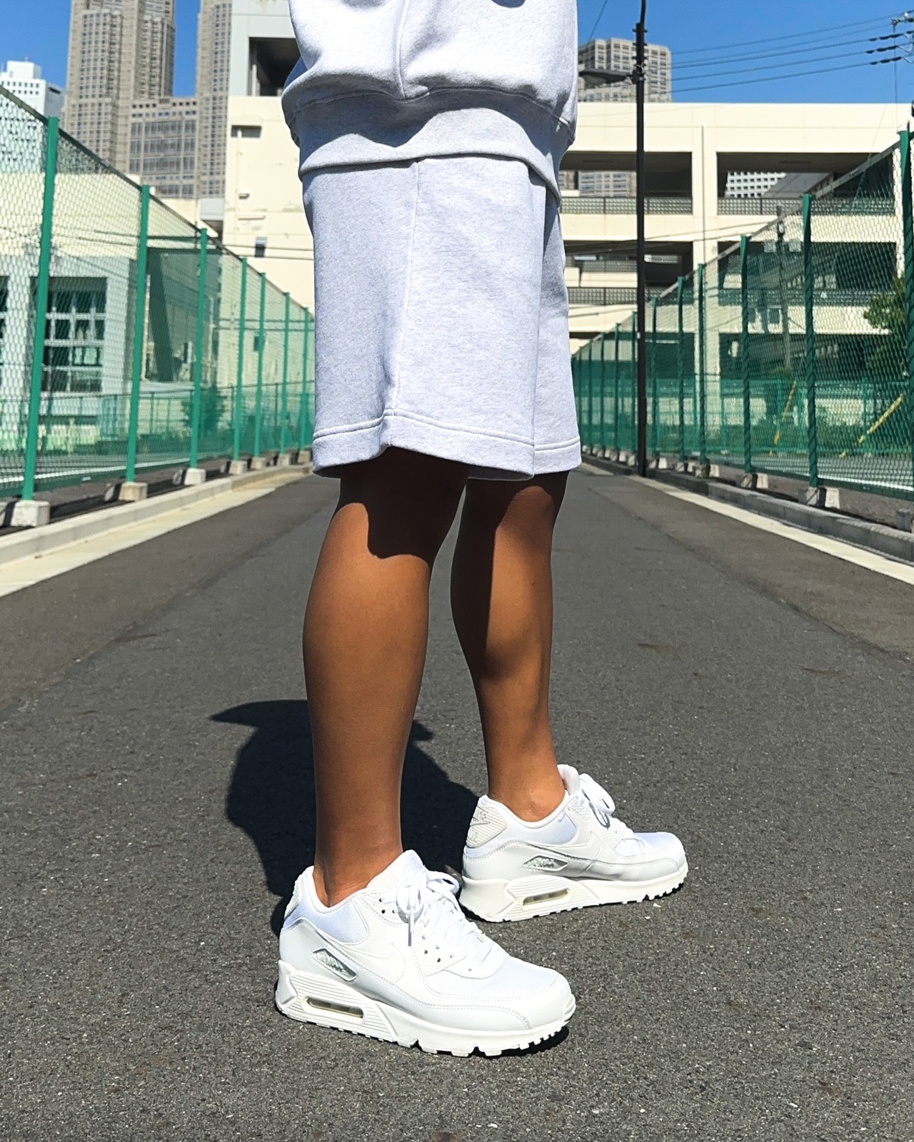 BASIC ONE POINT LOOSE FIT SWEAT SHORTS - GRAY