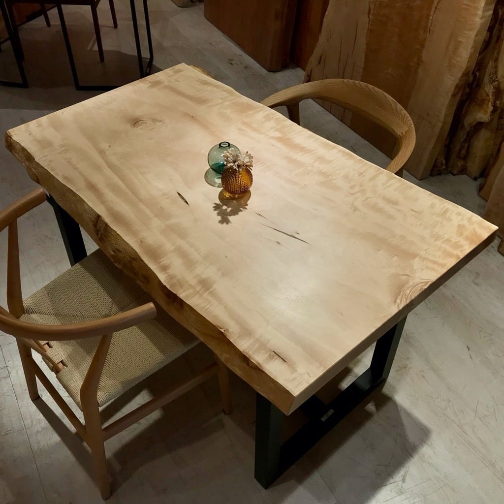 栃(トチ)_1200×700-750×50_横浜店_テーブル天板/一枚板 252544 t001