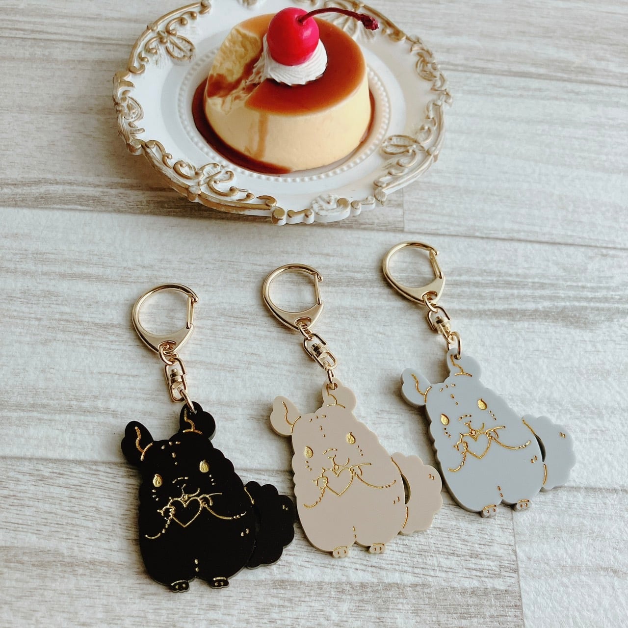 予約_恋どろぼうさんのキーホルダー_チンチラ_アクリル
