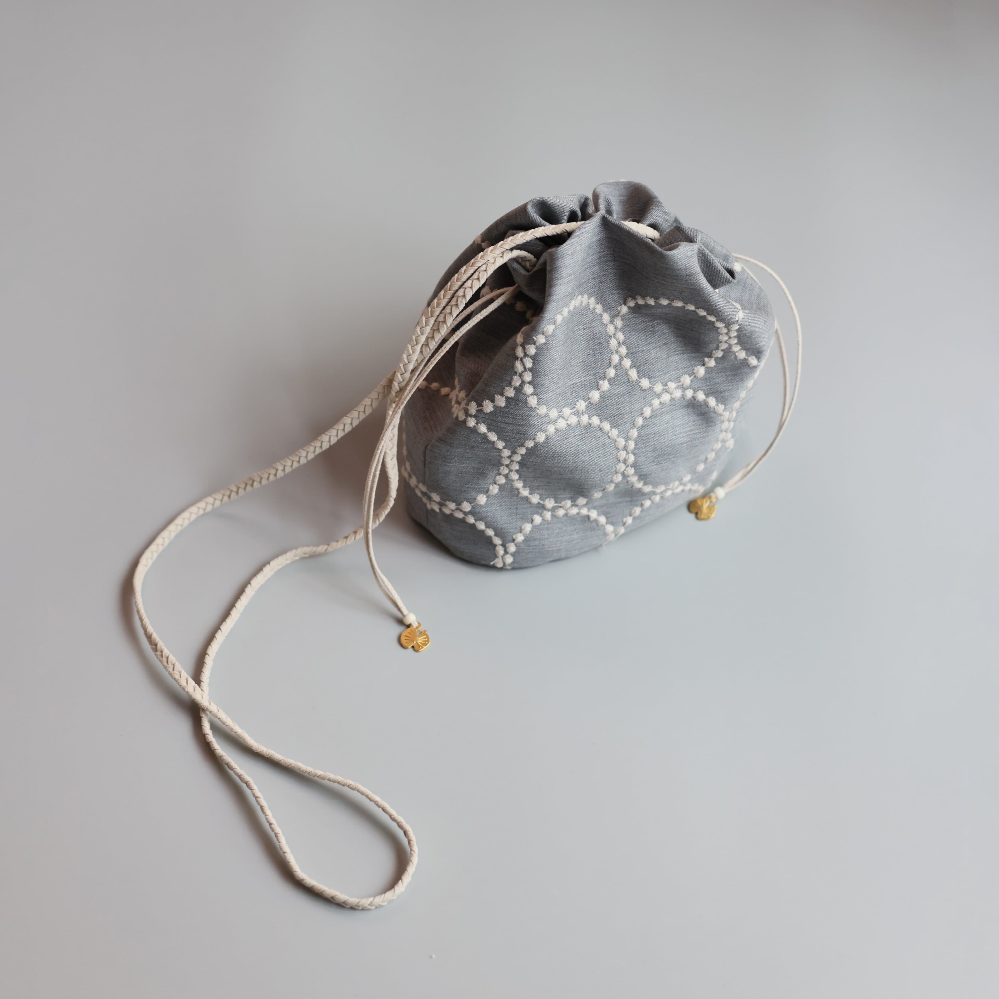 ミナペルホネン　タンバリン　jem pochette tambourine gem pochette - minä perhonen