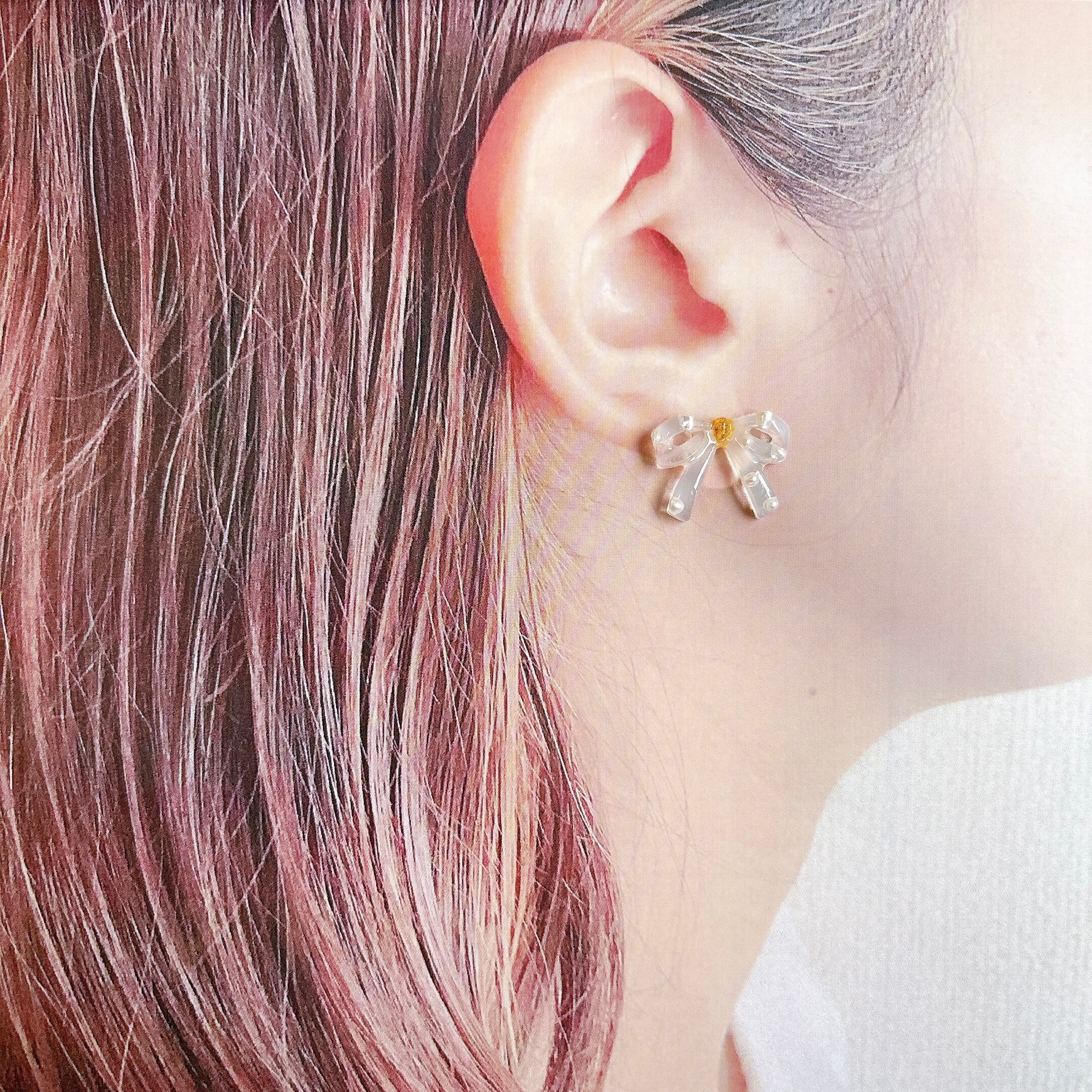 ribbon ( mimosa ) ピアス / イヤリング