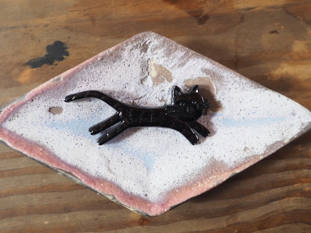 JAPAN old cat brooch