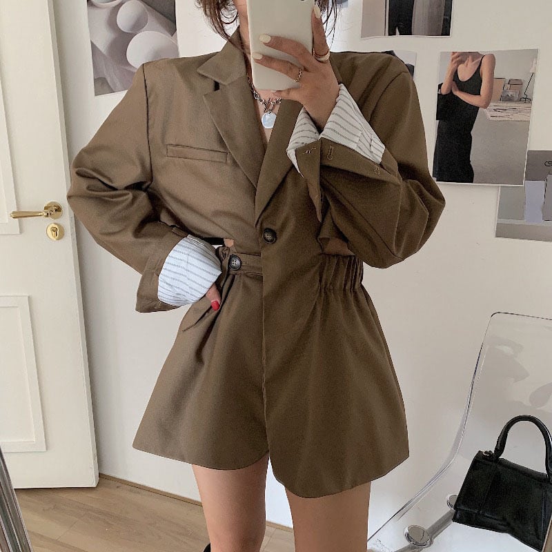 ウエストとウエストが露出した小さなストリートスーツレディースカジュアルスーツ2020年初秋新しい黒のルーズトップコート ブラックストロベリース19684702979