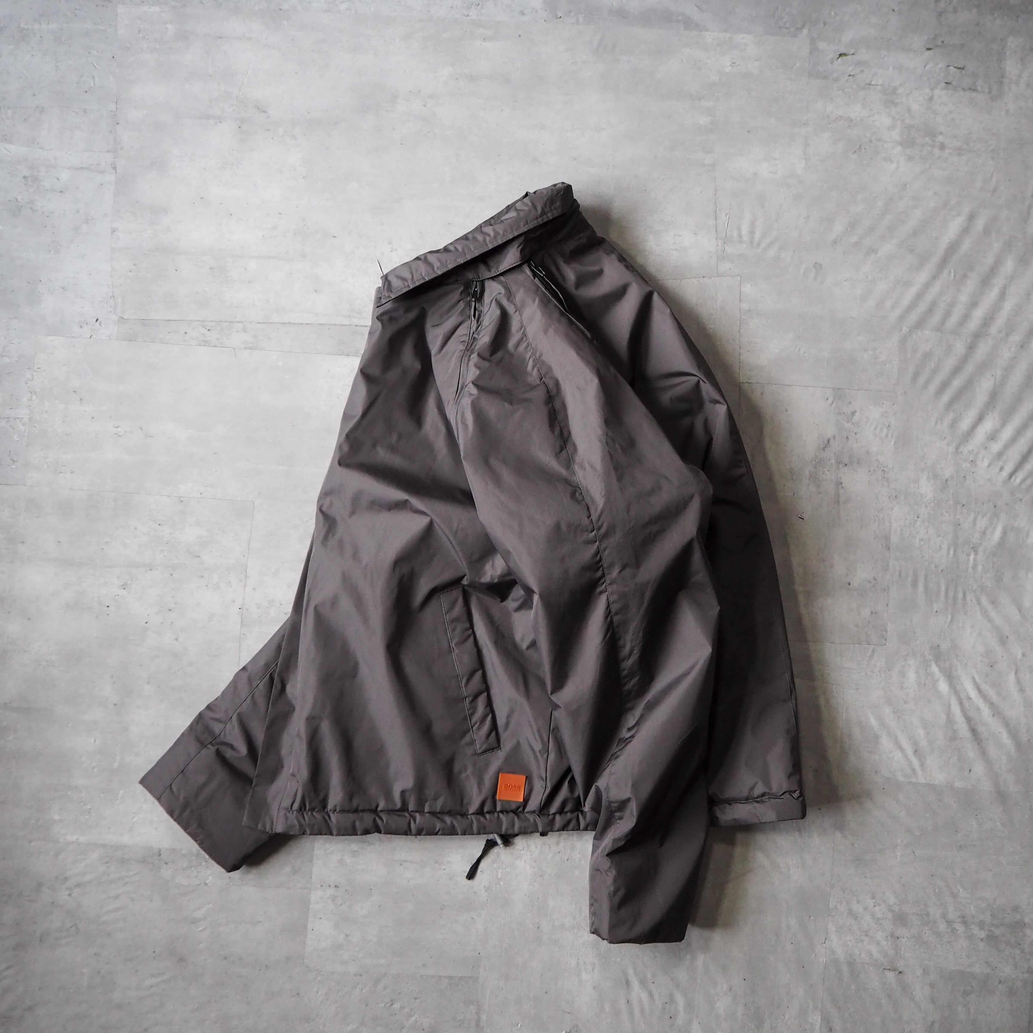 90s “HUGO BOSS” 2WAY Detachable gray nylon jacket 90年代