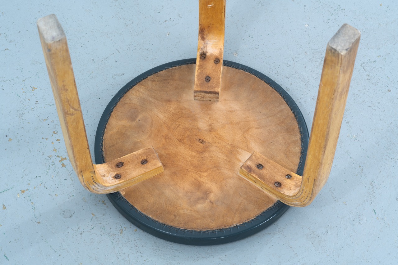 Alvar Aalto | Stool60