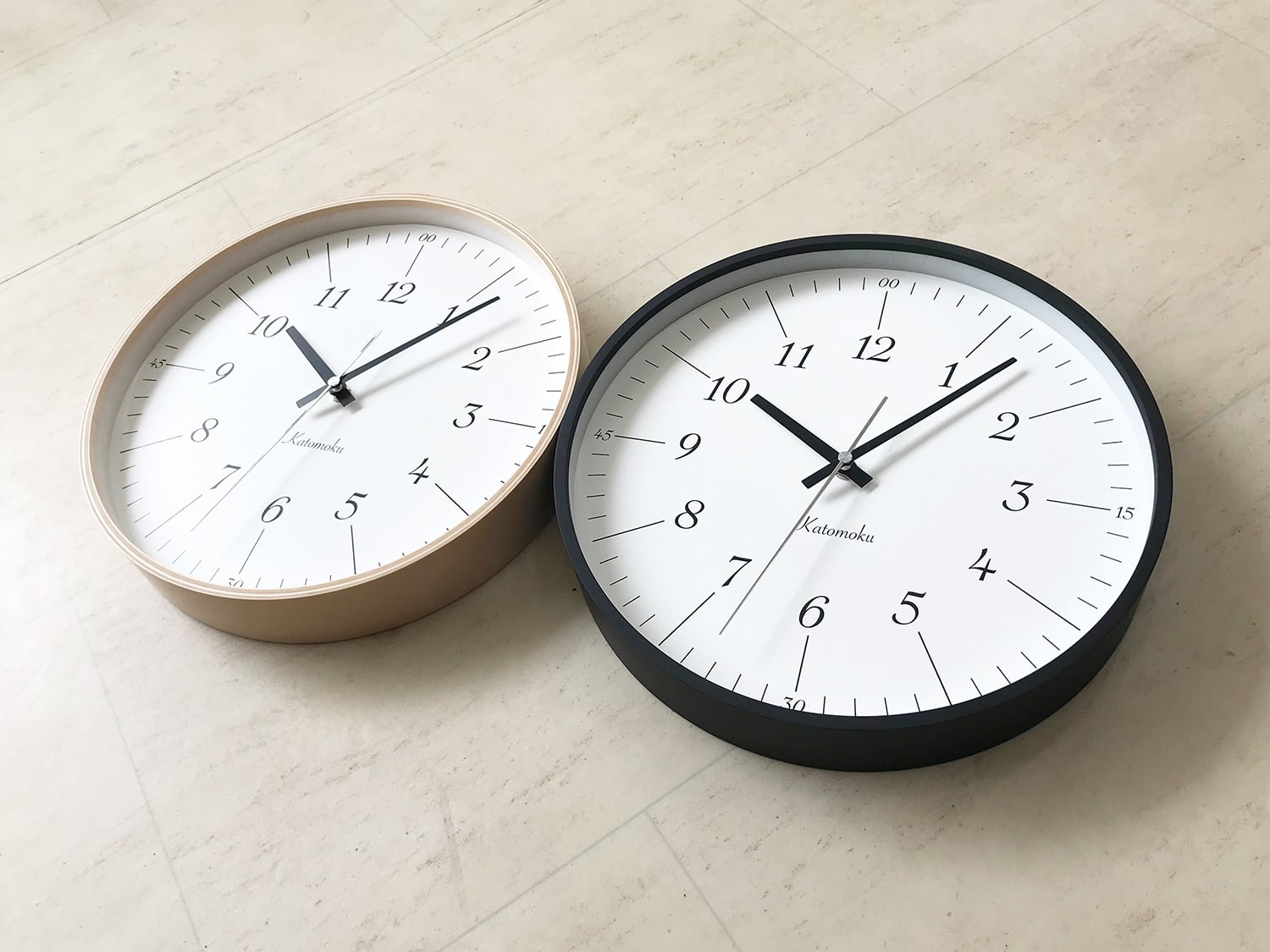 KATOMOKU plywood clock 18 ブラック km-110BK | 加藤木工株式会社