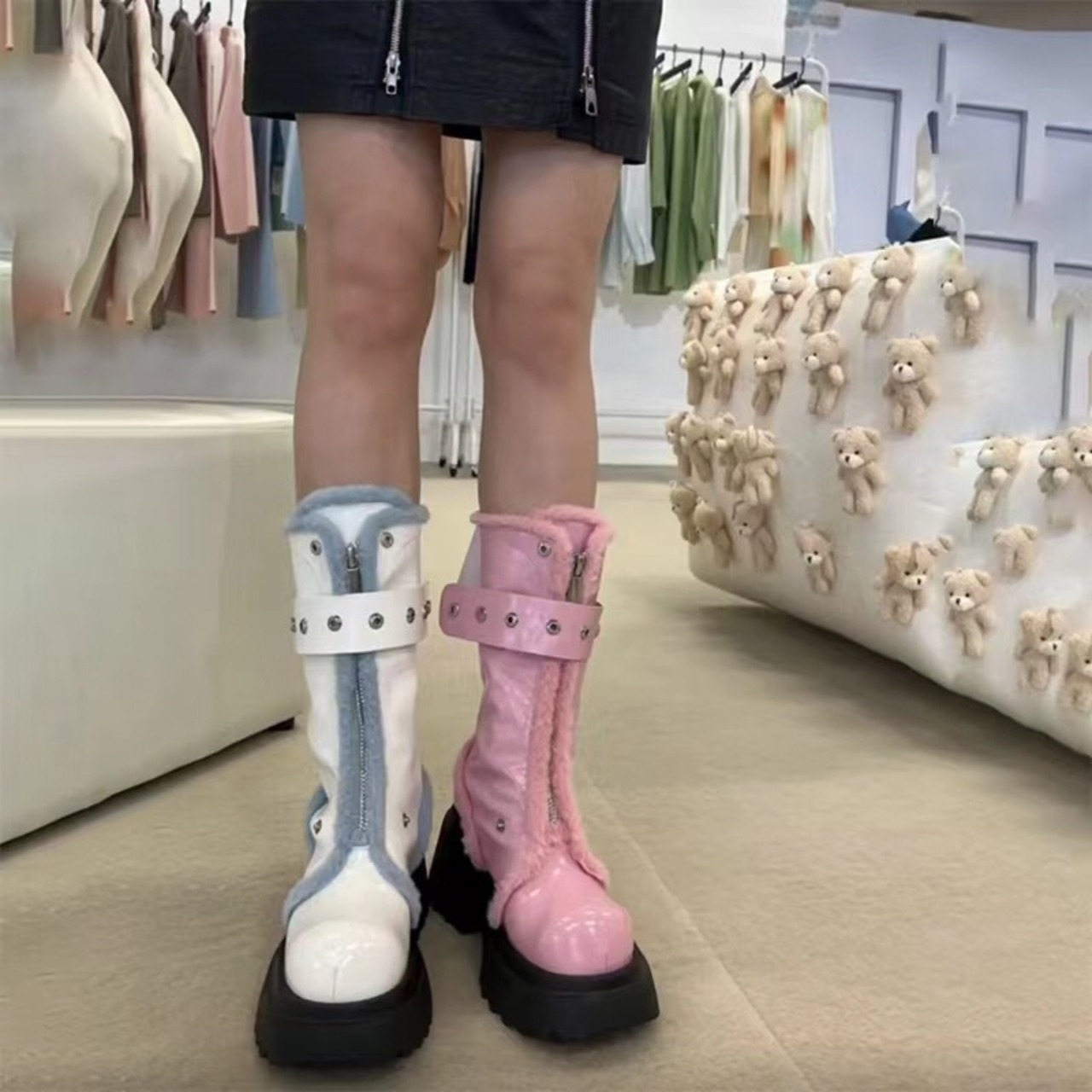 超美品 可愛い クロコダイル ピンクムートンブーツ❗️