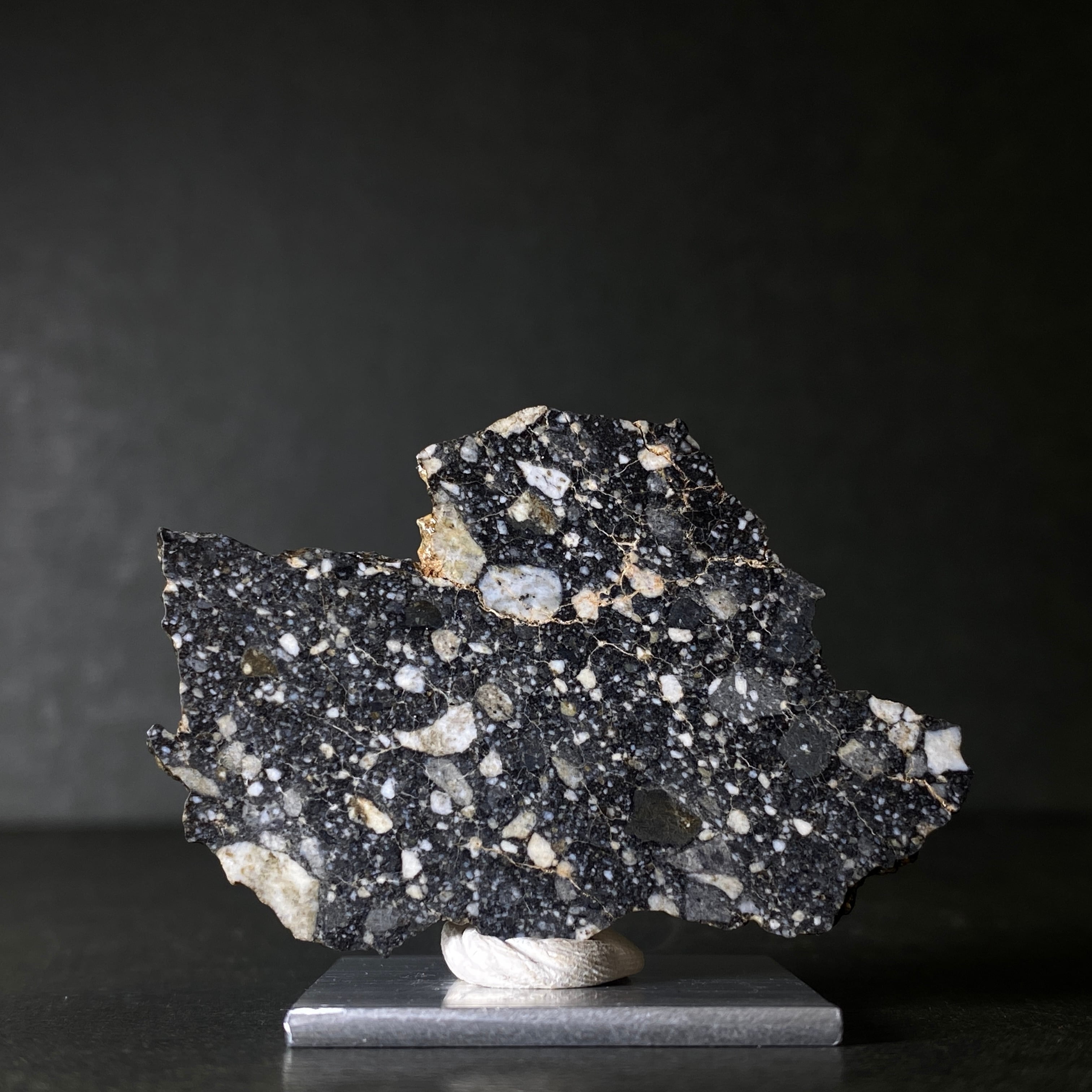 大型】月の隕石HG Luna Meteorite 26060901 | 【隕石屋】METEOS