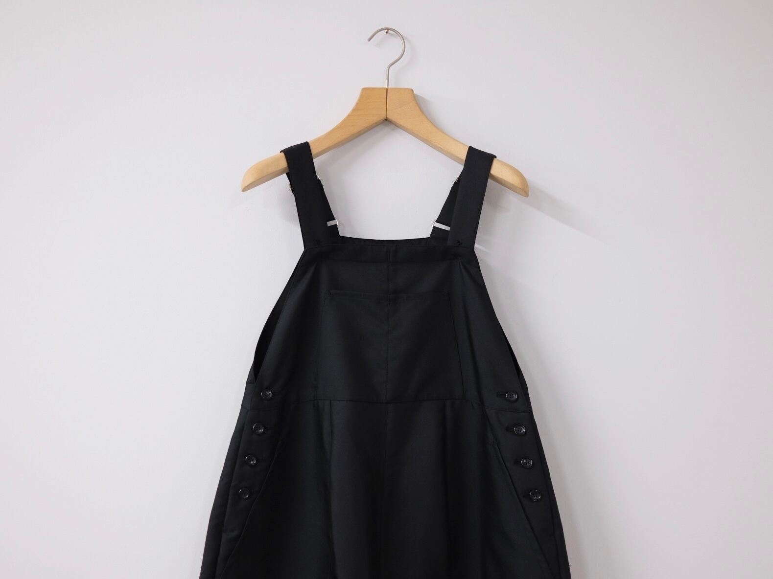 TENNE HANDCRAFTED MODERN “ EGG OVERALLS “ BLACK | Lapel online store