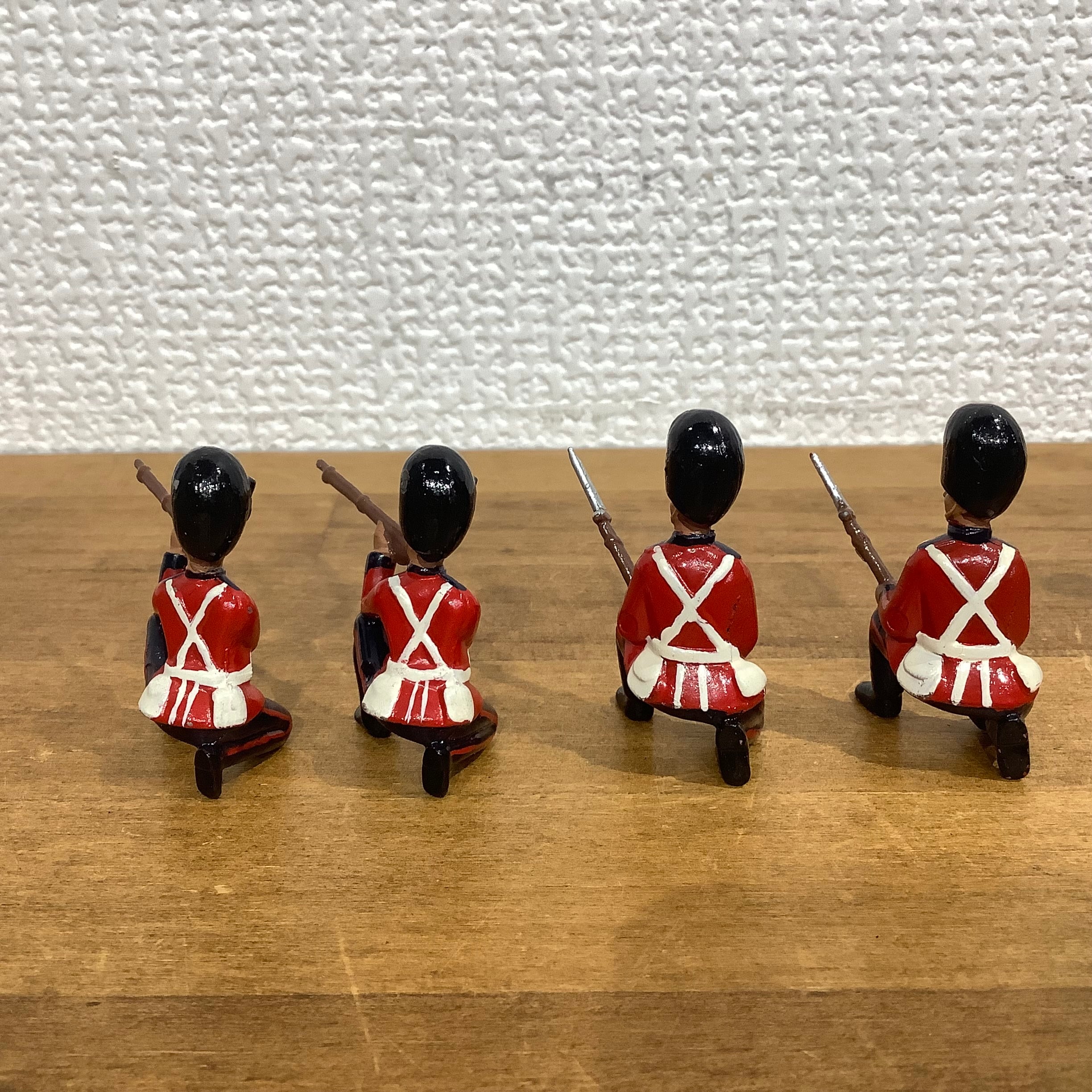 イギリス兵士フィギュア／33102 | ワンオアエイト