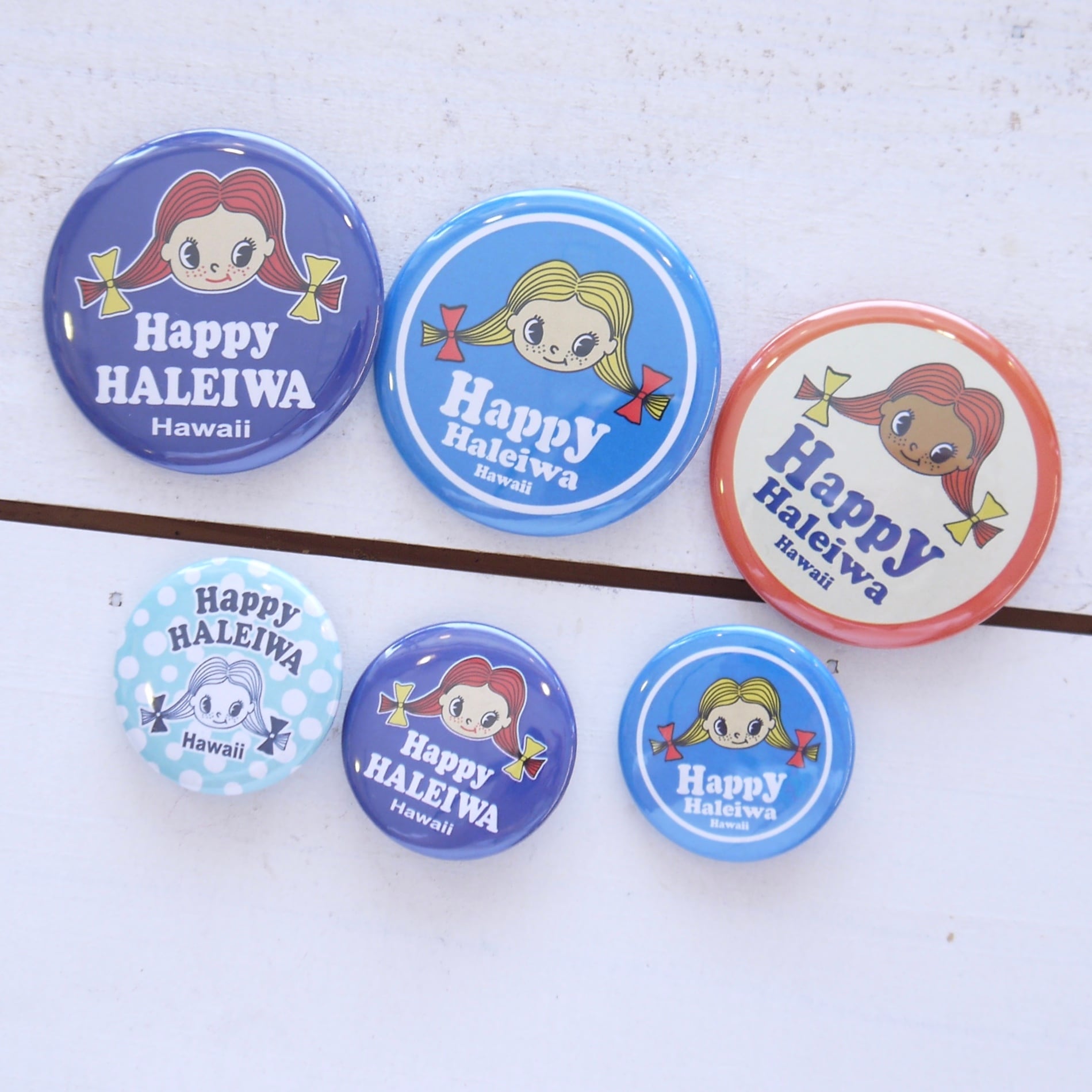 ☆ハワイ直輸入 缶バッジ ☆HAPPY HALEIWA/ハッピーハレイワ/ハッピー