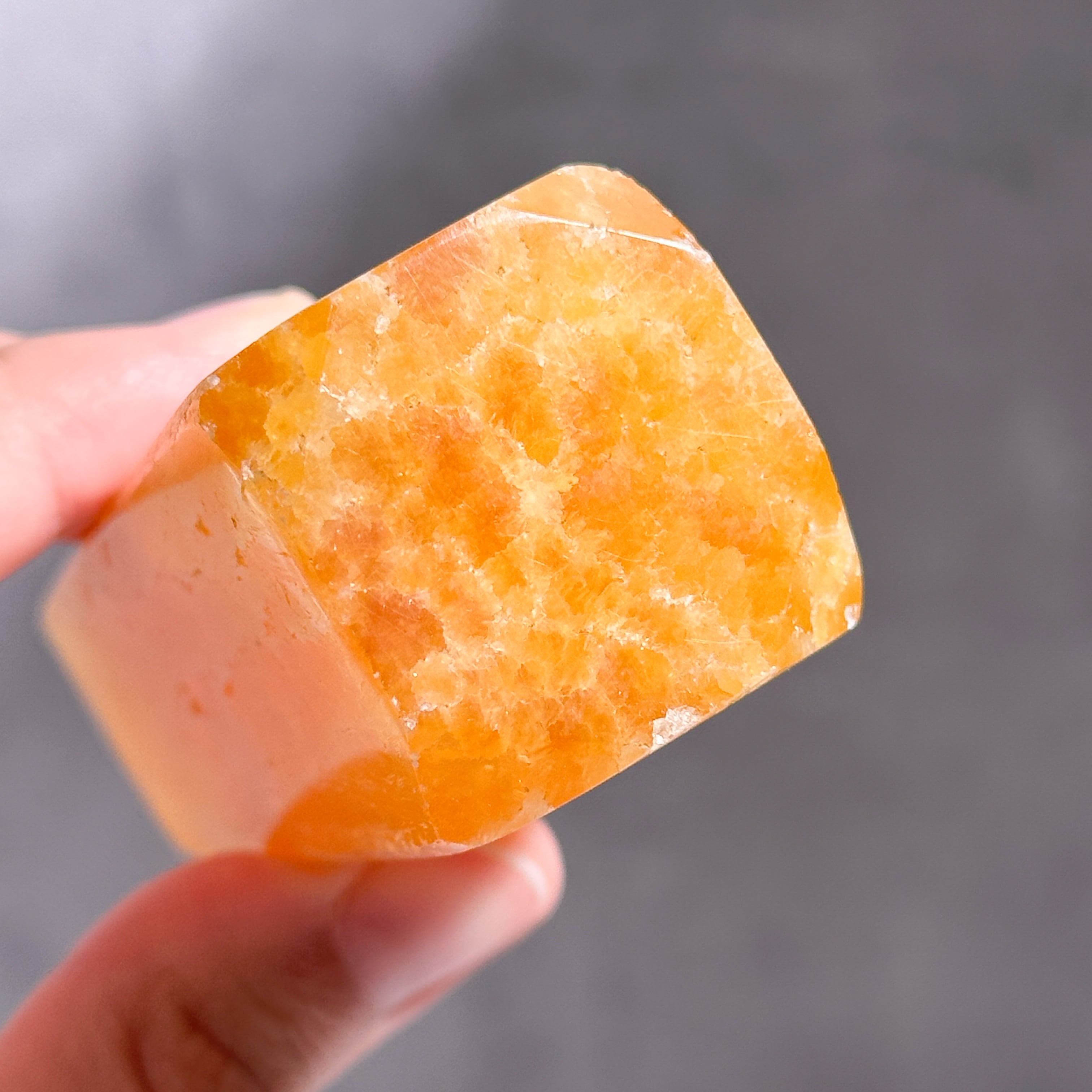 オレンジカルサイト タワー型81◇ Orange Calcite ◇天然石・鉱物