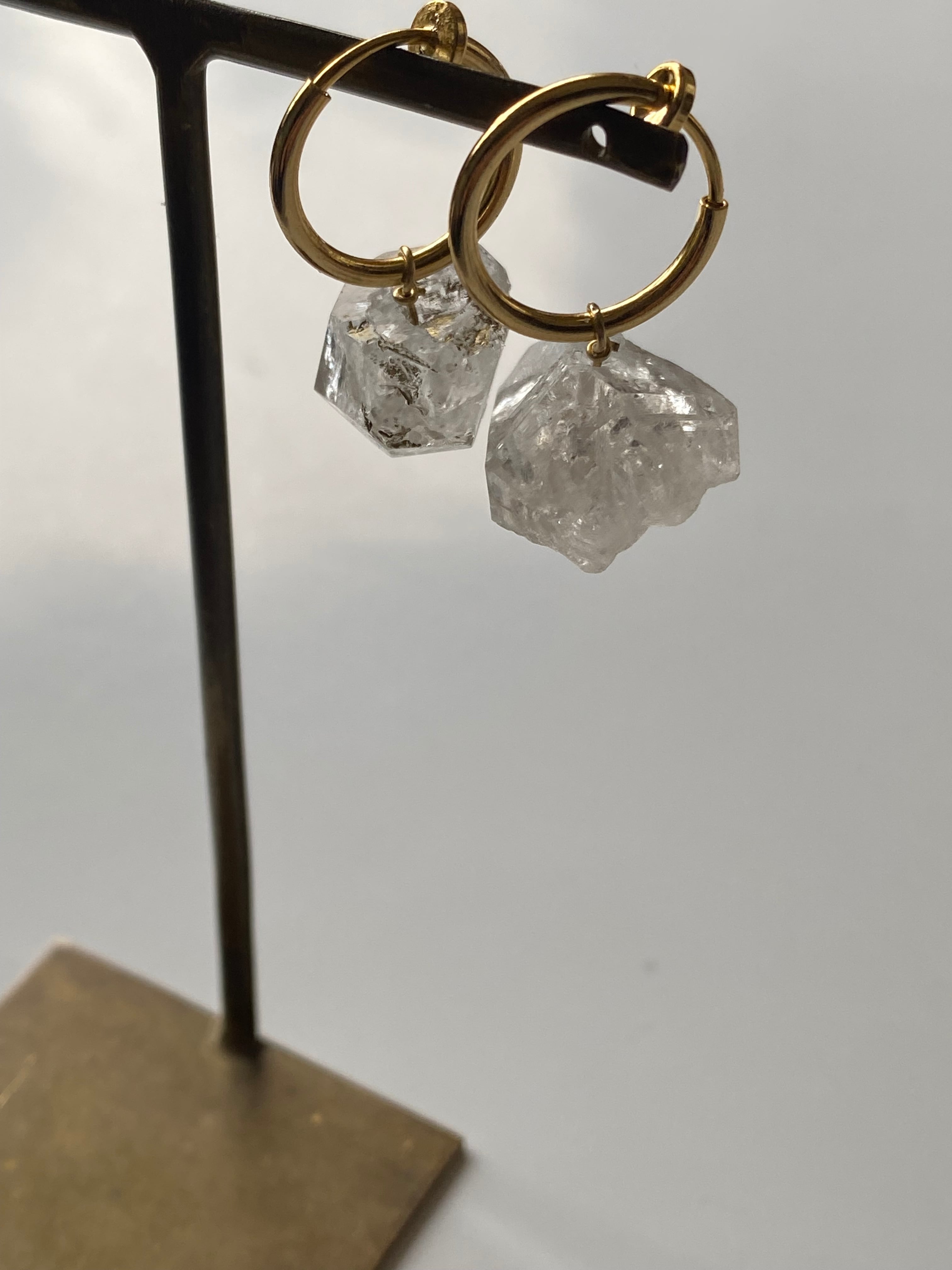 お守りにしよ♡ヒマラヤ水晶ピアス/イヤリング | e-acce