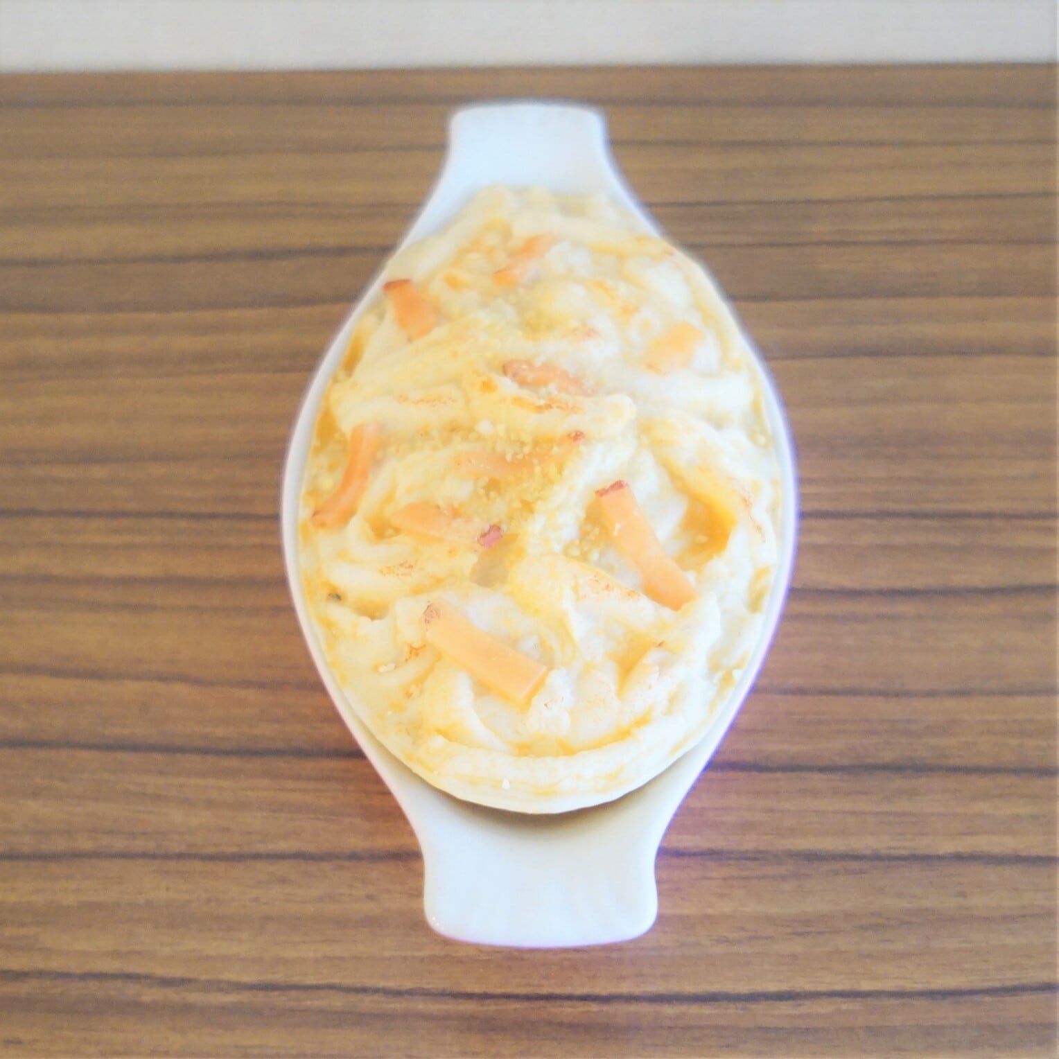 グラタンの食品サンプル（食券プレートつき） | 純喫茶家具の村田商會