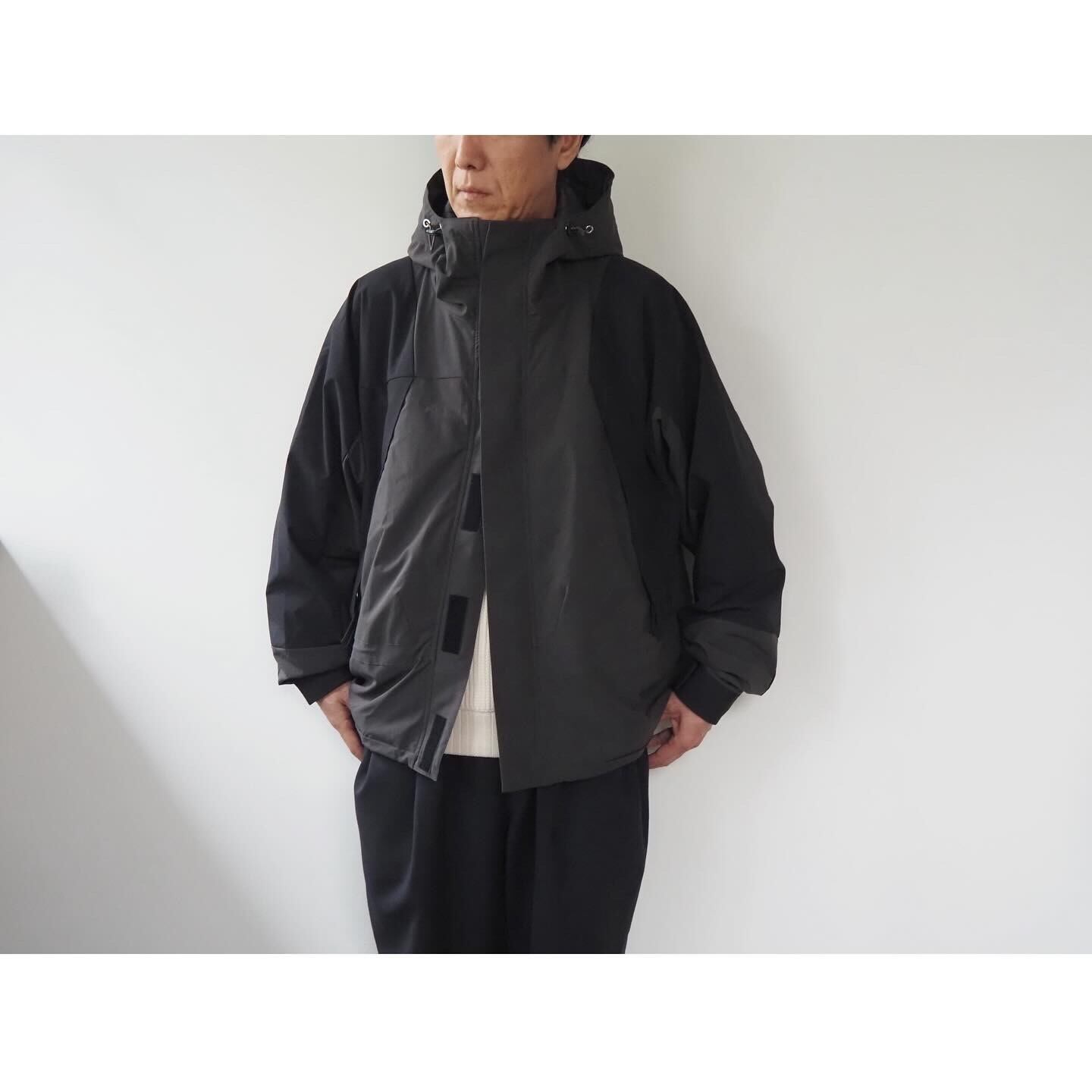 BASISBROEK (バージスブルック)『MONTN』Polyester Nylon Double Weave