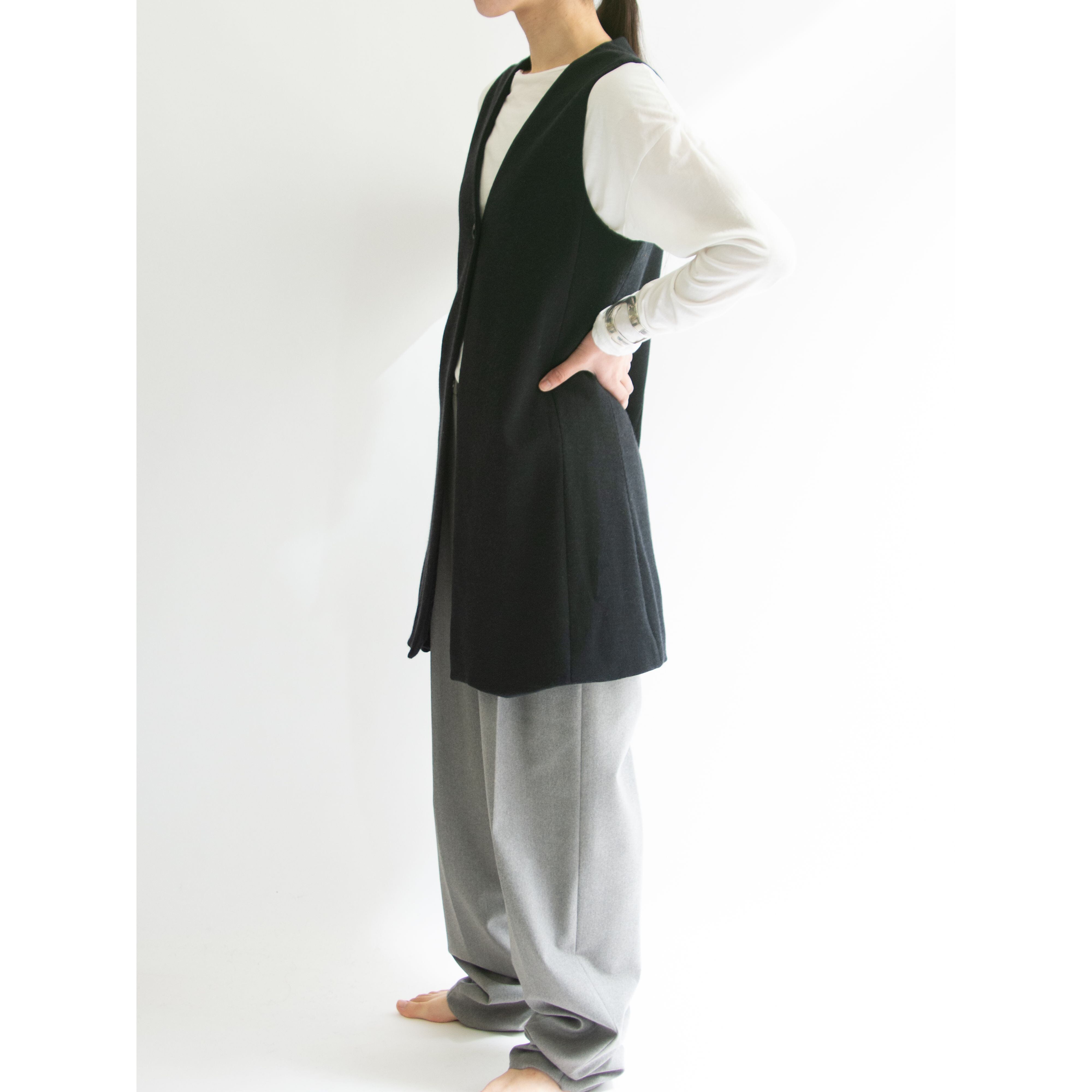 DKNY】Made in U.S.A. 80-90's Wool-Nylon Jersey Long Vest ...