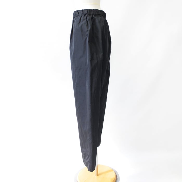 LOEFF ロエフ グロッシー タフタ クロップド パンツ 88142000012 2026