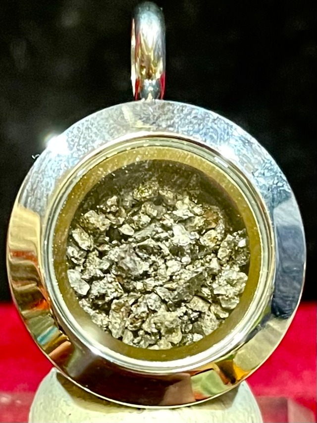 10) 日本人の「心」に寄り添う御守り・奥出雲「玉鋼(タマハガネ)」ステンレスPT