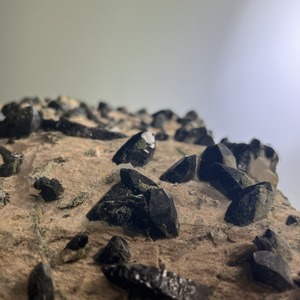 モリオン、黒水晶母岩［魔除け］ブラジル産 送料無料対象
