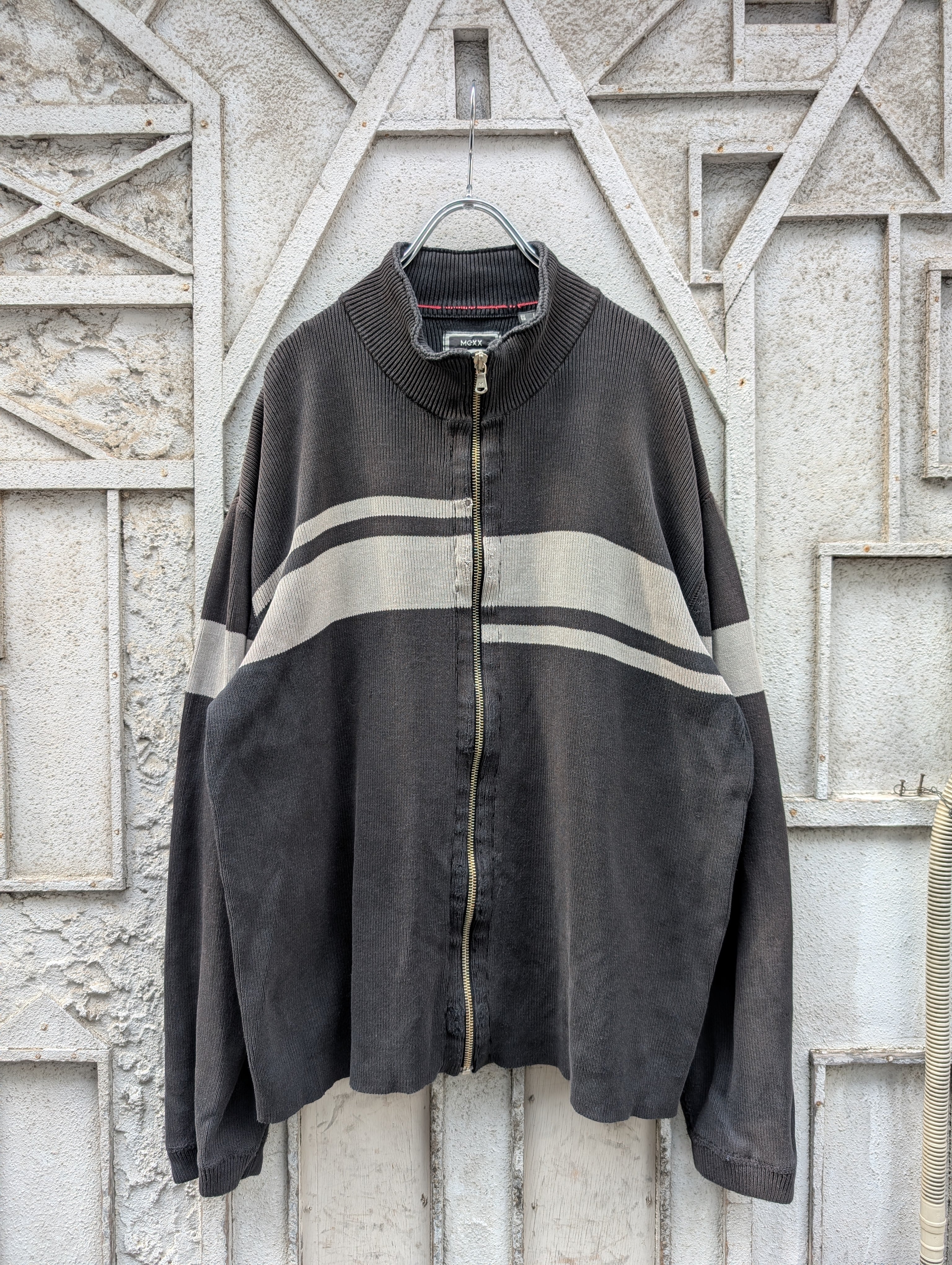 "MEXX" zip up knit
