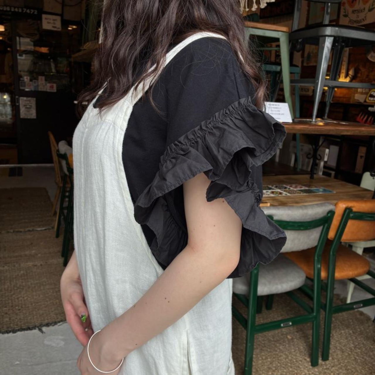 UNIVERSAL SEVEN　ユニヴァーサルセブン　クラシック天竺バイカラーフリルスリーブプルオーバー　クロ×クロ　Tシャツ　ブラウス　UNIVERSAL TISSU　半袖