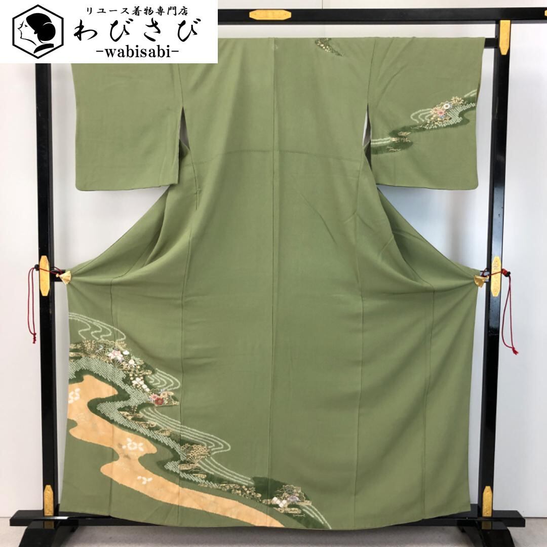 付下げ モダンな幾何学模様 刺繍 モノトーン 黒鼠色 しつけ糸 K 付下げ モダンな幾何学模様 刺繍 モノトーン 黒鼠色 しつけ糸 K