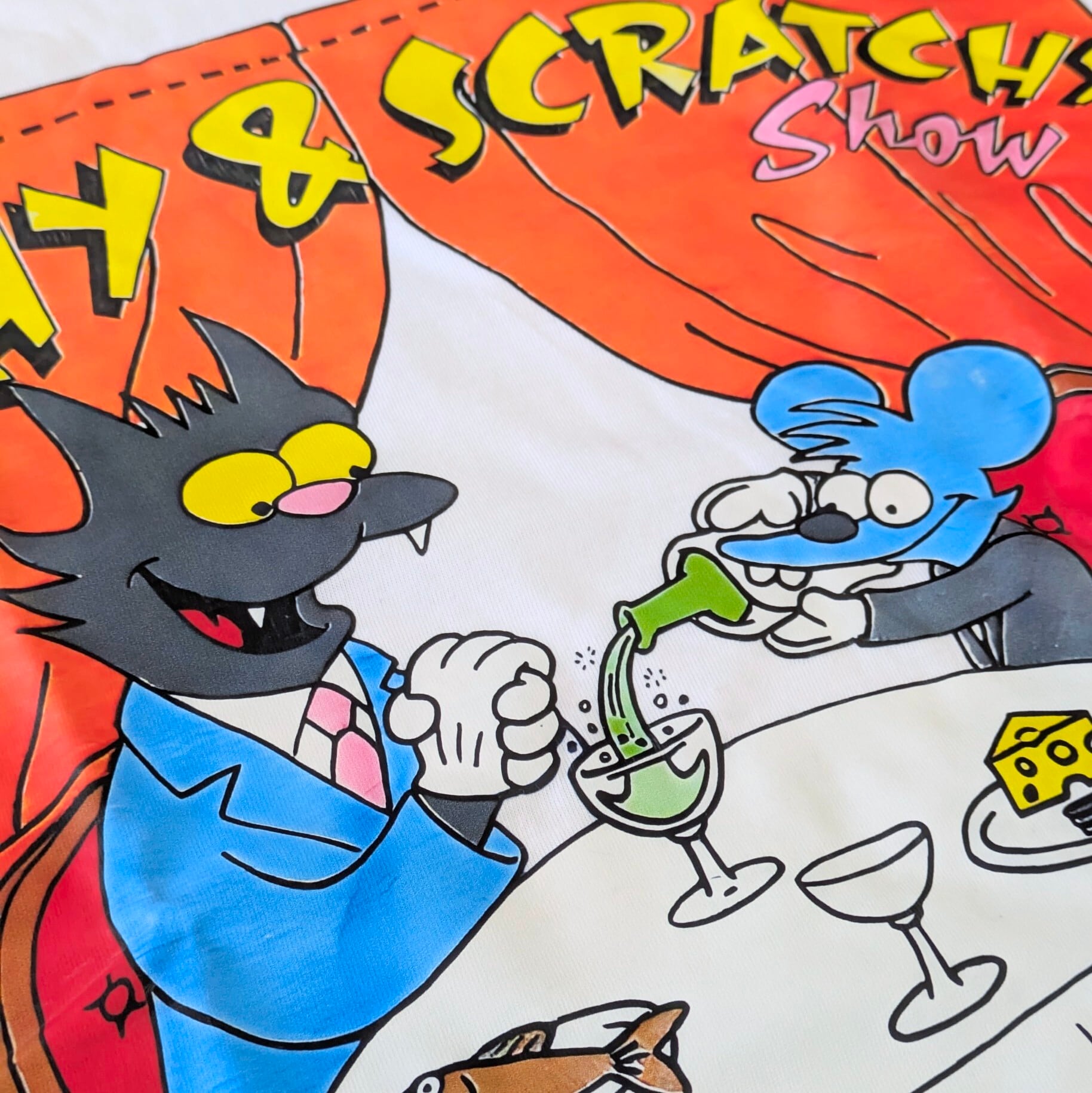 【 The Simpsons（ ザ・シンプソンズ ) 】『 The Itchy & Scratchy Show / イッチー＆スクラッチー 』 Tシャツ / WHITE〚アメリカン雑貨 アメトイ〛