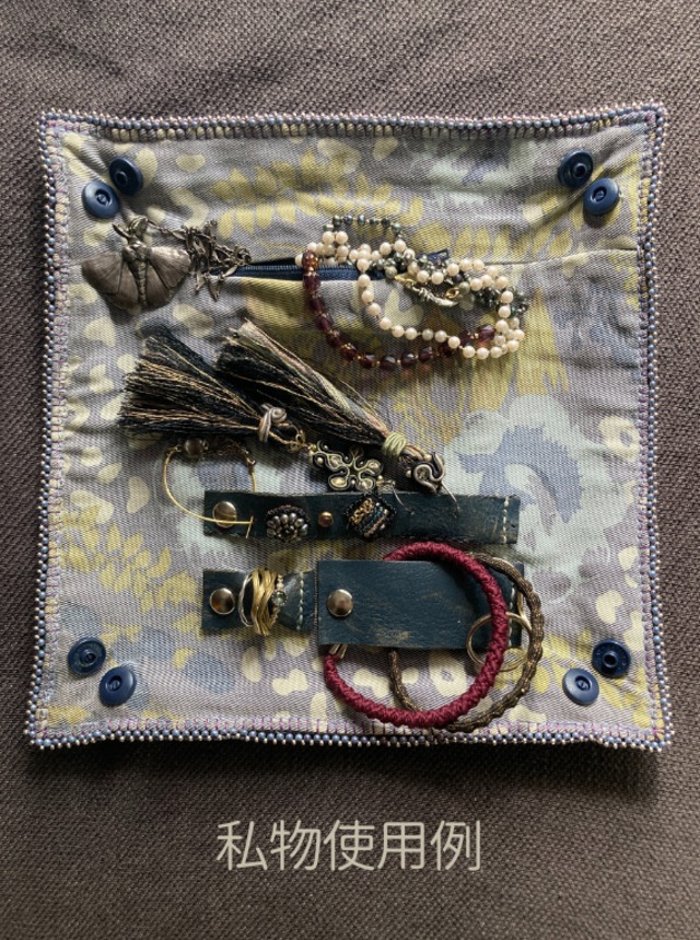 滔天 レザー・ビーズ刺繍 アクセサリーケース/トレー