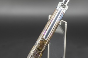 【創造性と透明美】 レジン 漆 蛇 silver BP