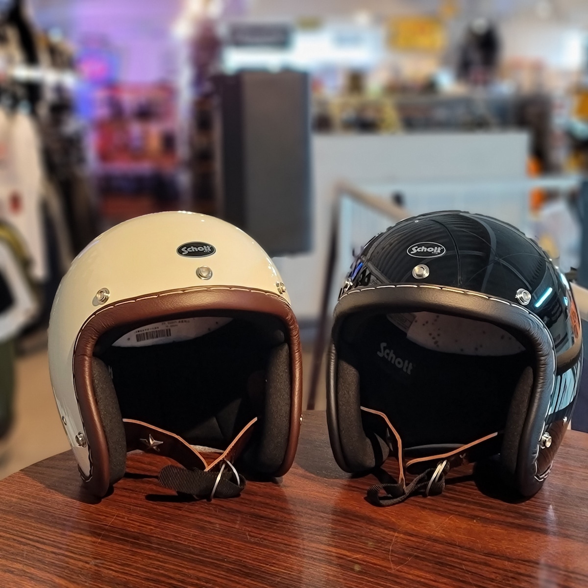 Schott MOTORCYCLE HELMET | Backflow