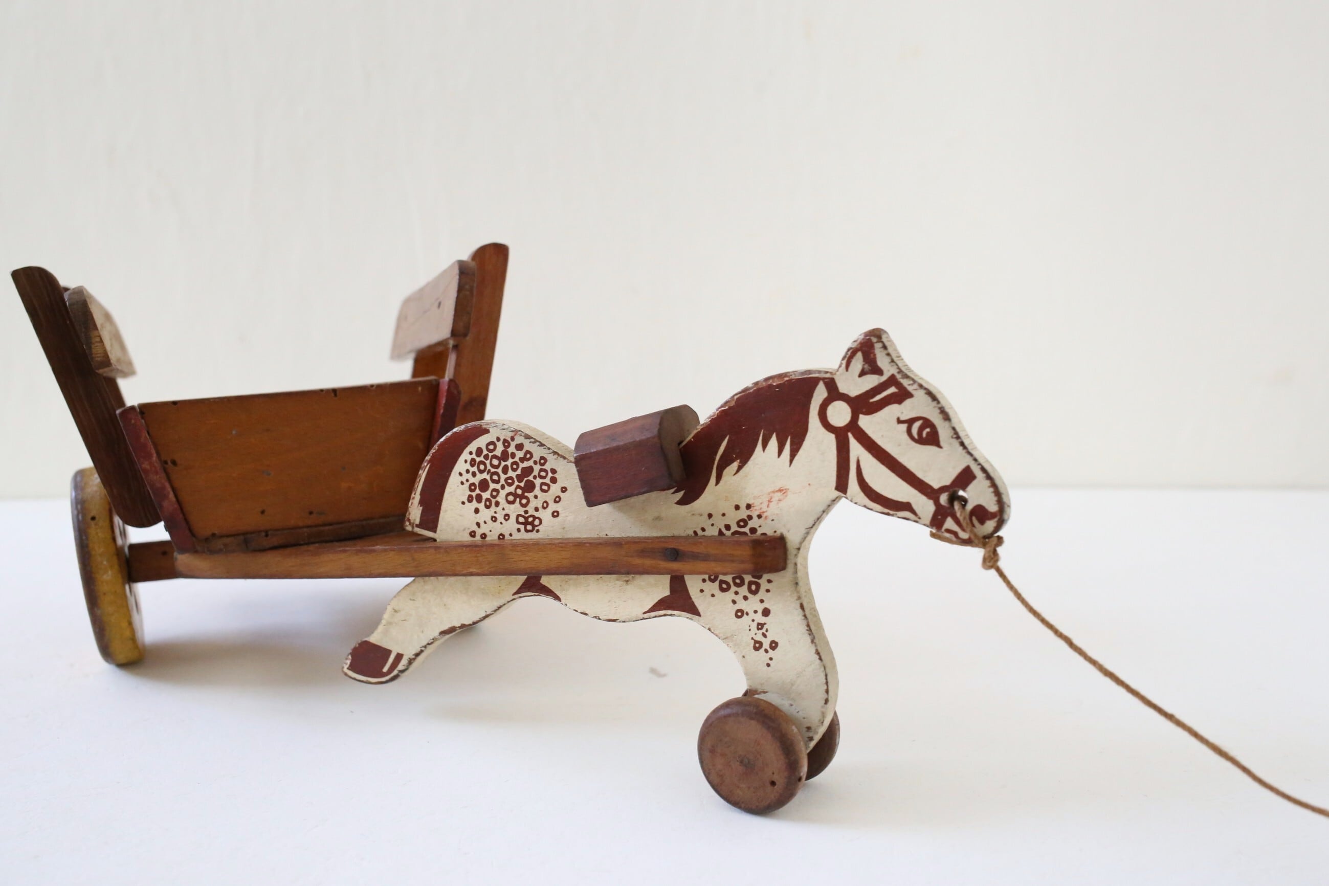 フランス アンティーク ヴィンテージ おもちゃ 大きめの木製の馬車 N