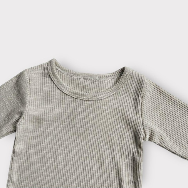 stretch lib T and pants