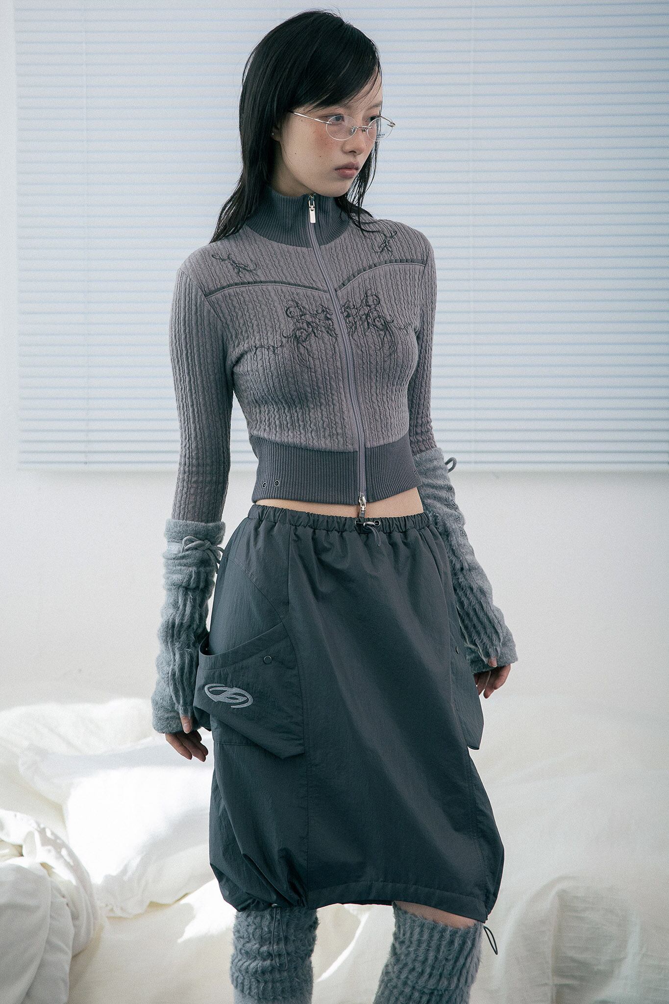 新品　HUG YOUR SKIN ハグユアスキン　ウィンドブレーカー　テック系 hug your skin | BONZ (韓国ブランド 代行)