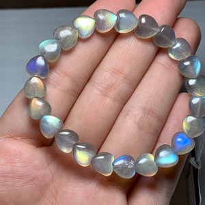 シラーが美しい☆ハート・ラブラドライト ブレスレット