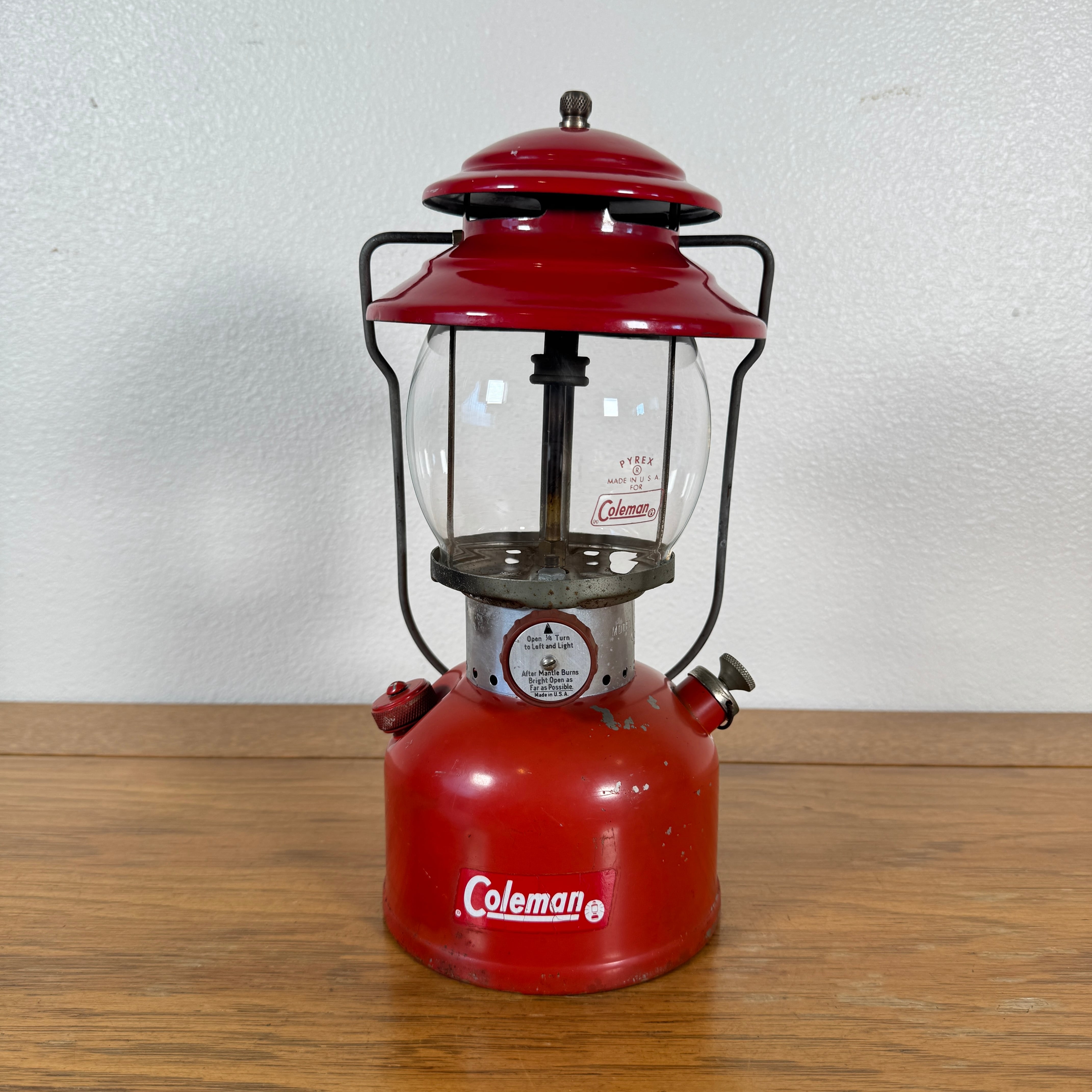 1957年4月 コールマン 200A ランタン（イエローボーダー） t58 1957年4