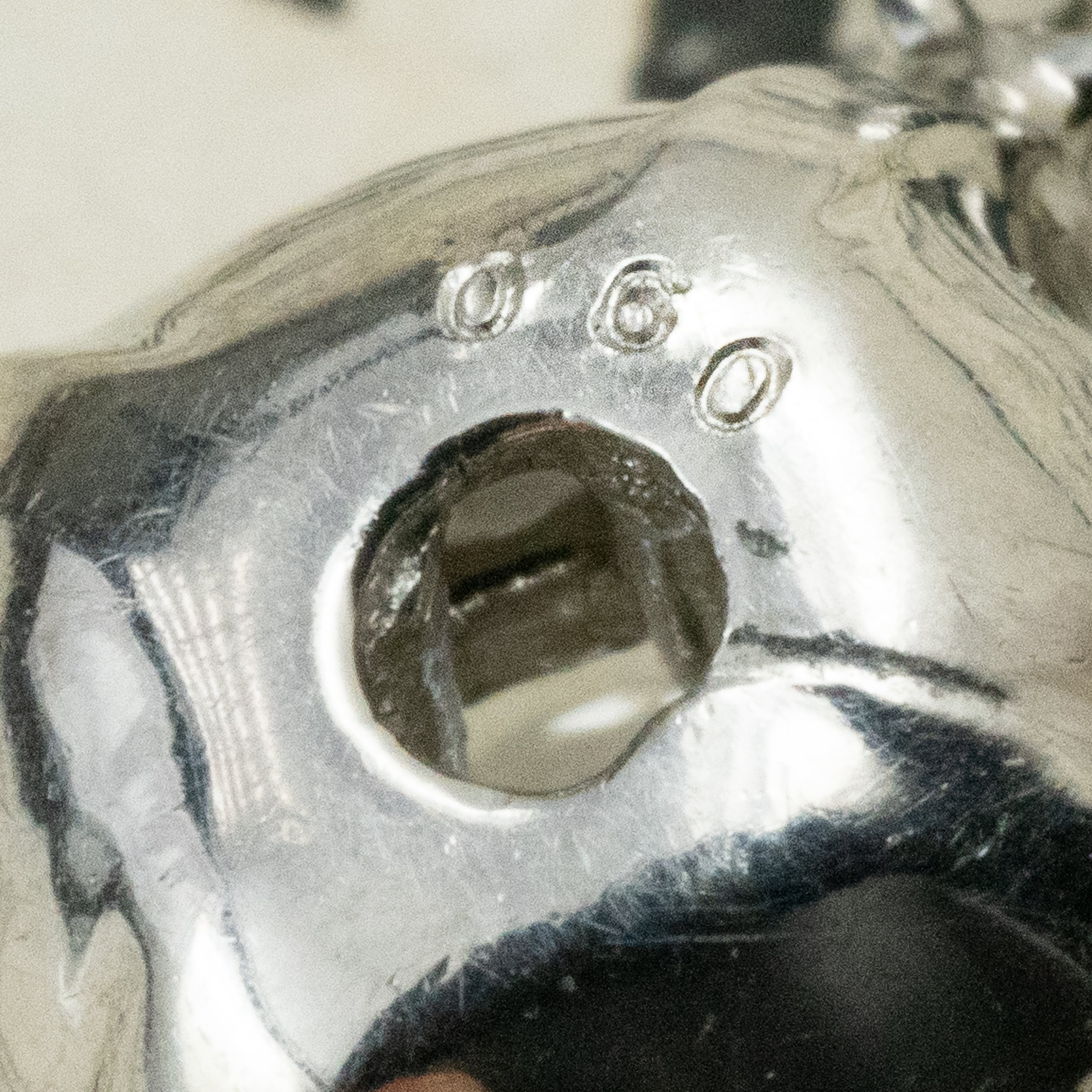 日本の作品】Pt900 ダイヤモンド 0.60ct 花 フラワー シンプルデザイン